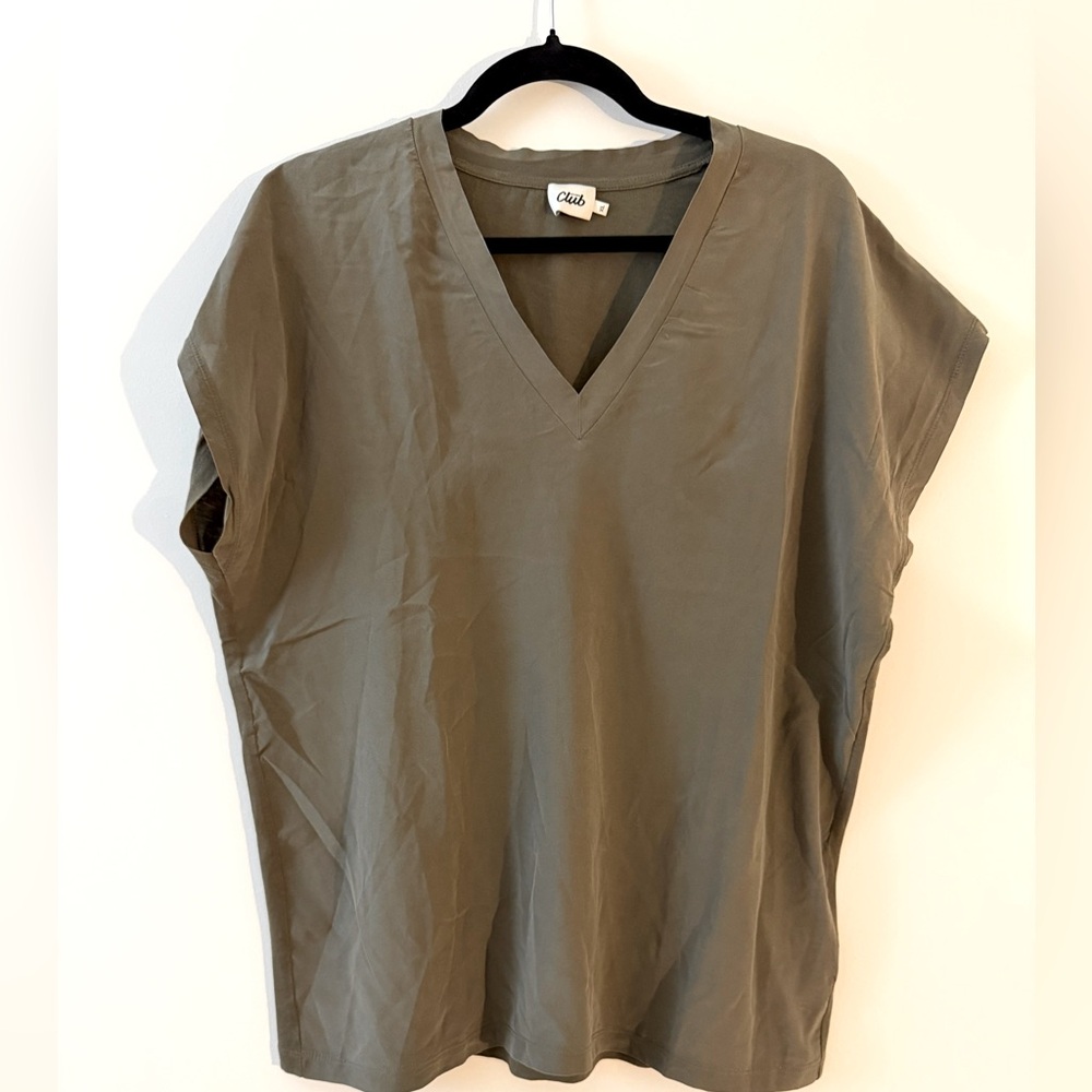 Green Boxy Relaxed Blouse Silky effect